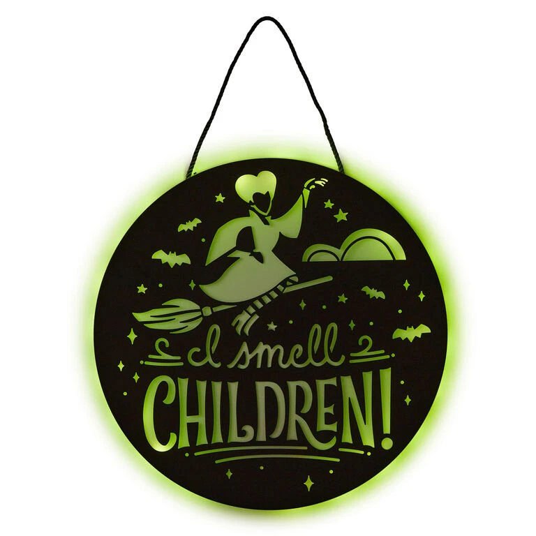 Hallmark Disney Hocus Pocus I Smell Children Porch Decor With Light - Image 4